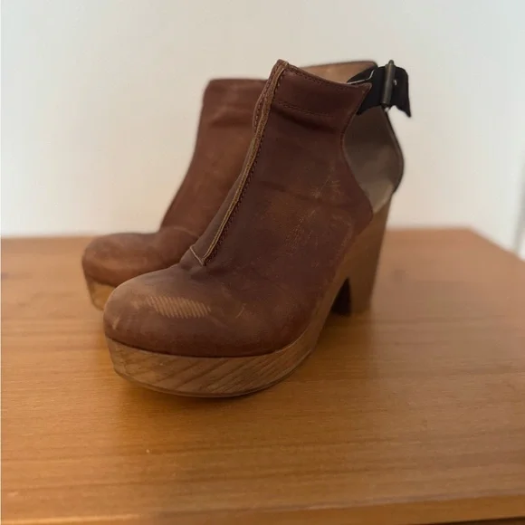 Free People Brown Leather Clog Boot Women's Shoes - Picture 3 of 4